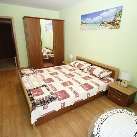 Apartment Rosi Pomorie Exteriér fotografie