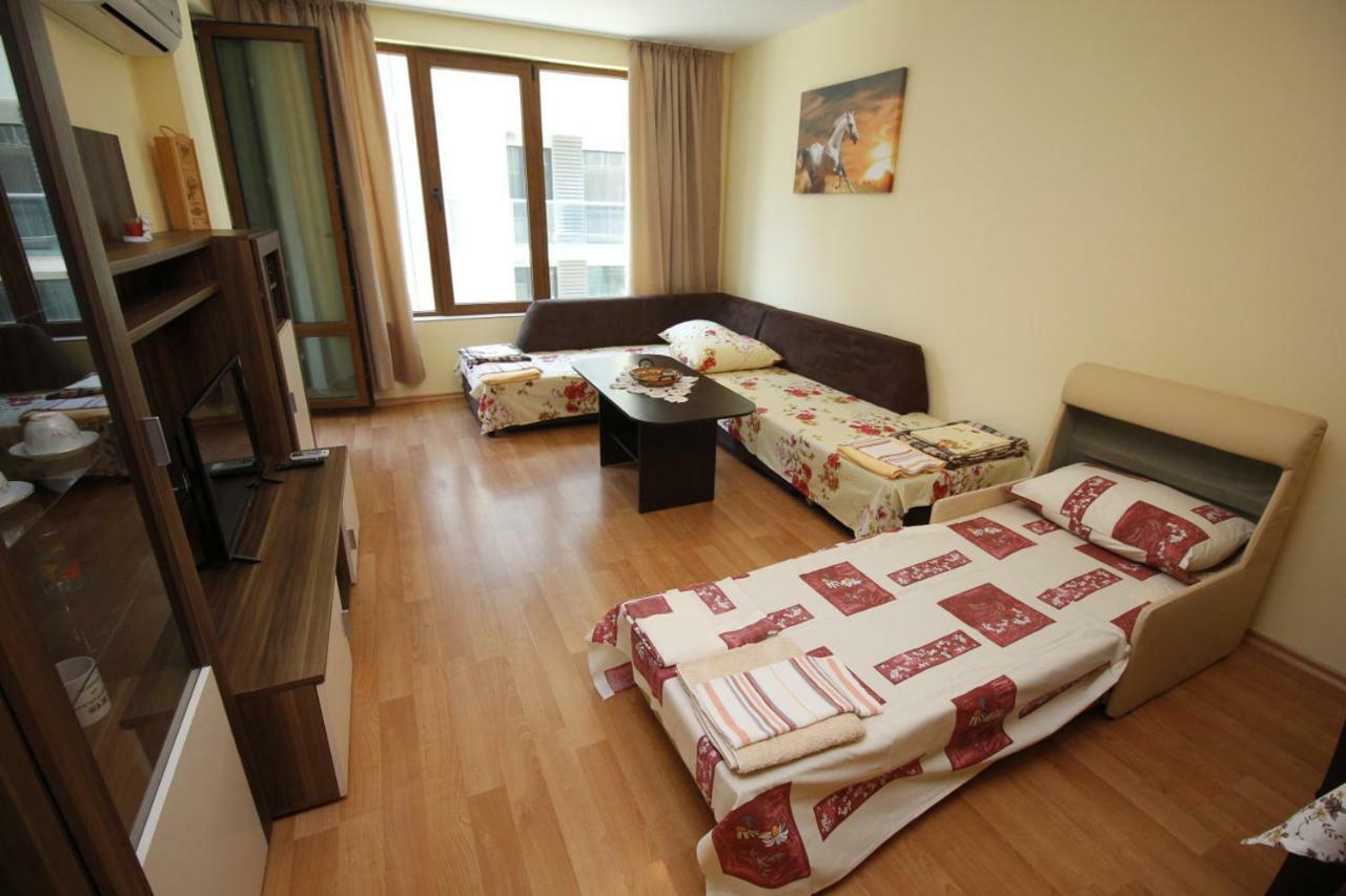 Apartment Rosi Pomorie Exteriér fotografie